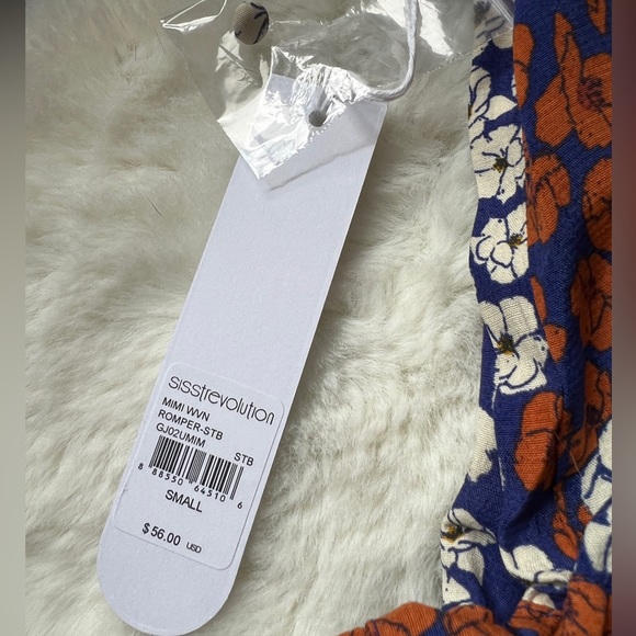 NWT Sisstrevolution Mimi Woven Romper size Sm - Picture 6 of 16